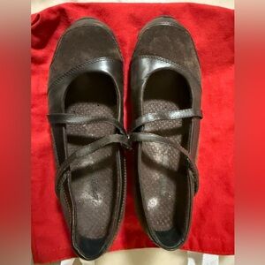 Skechers Dark Brown Flats with Straps